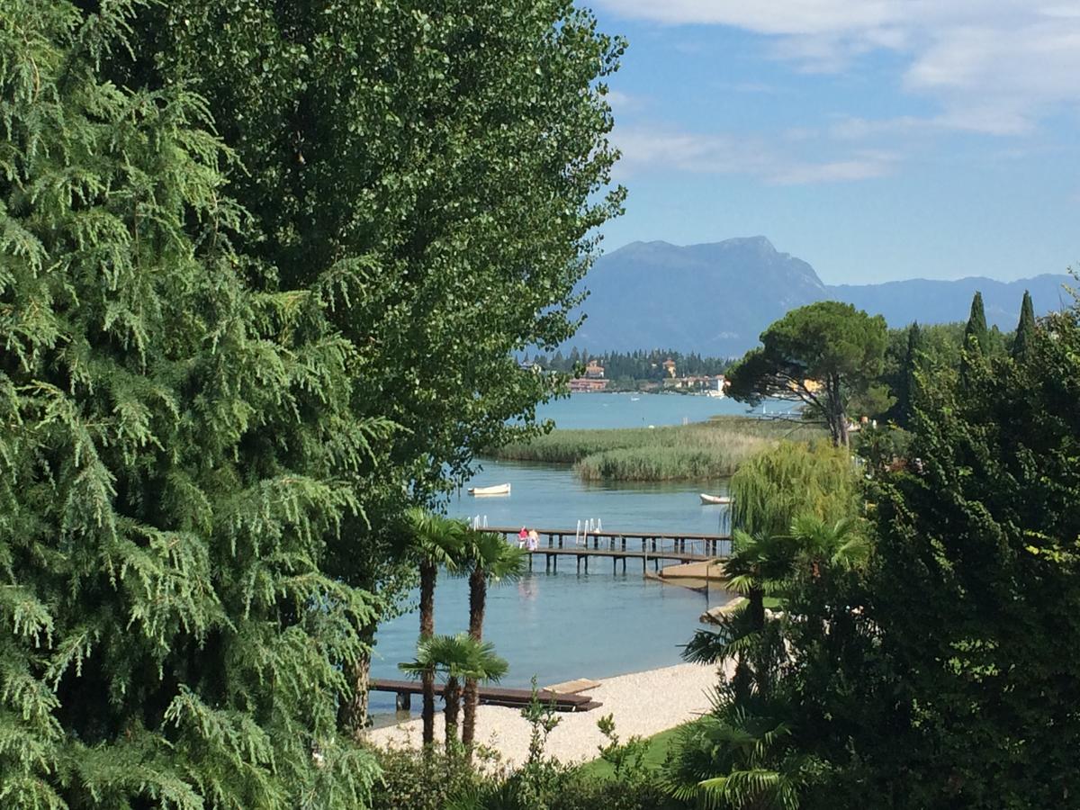 Hotel La Rondine Sirmione Kültér fotó