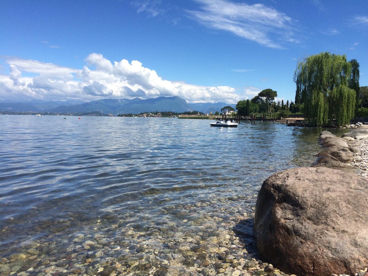 Hotel La Rondine Sirmione Kültér fotó