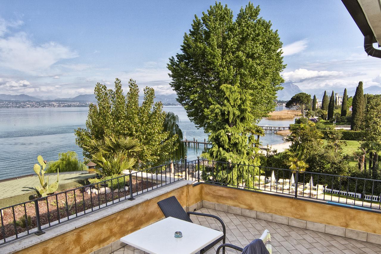 Hotel La Rondine Sirmione Kültér fotó